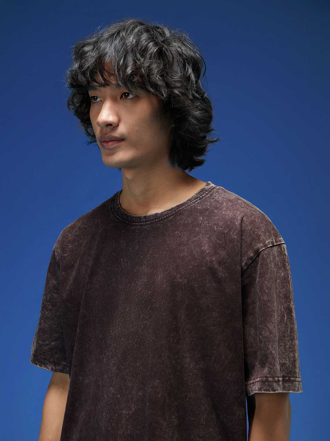 What Are Oversized T-shirts And Why They Are Trending?