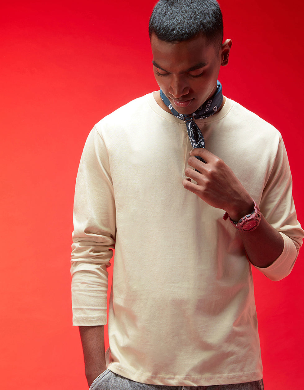 Henley Swan White Solid T-shirt