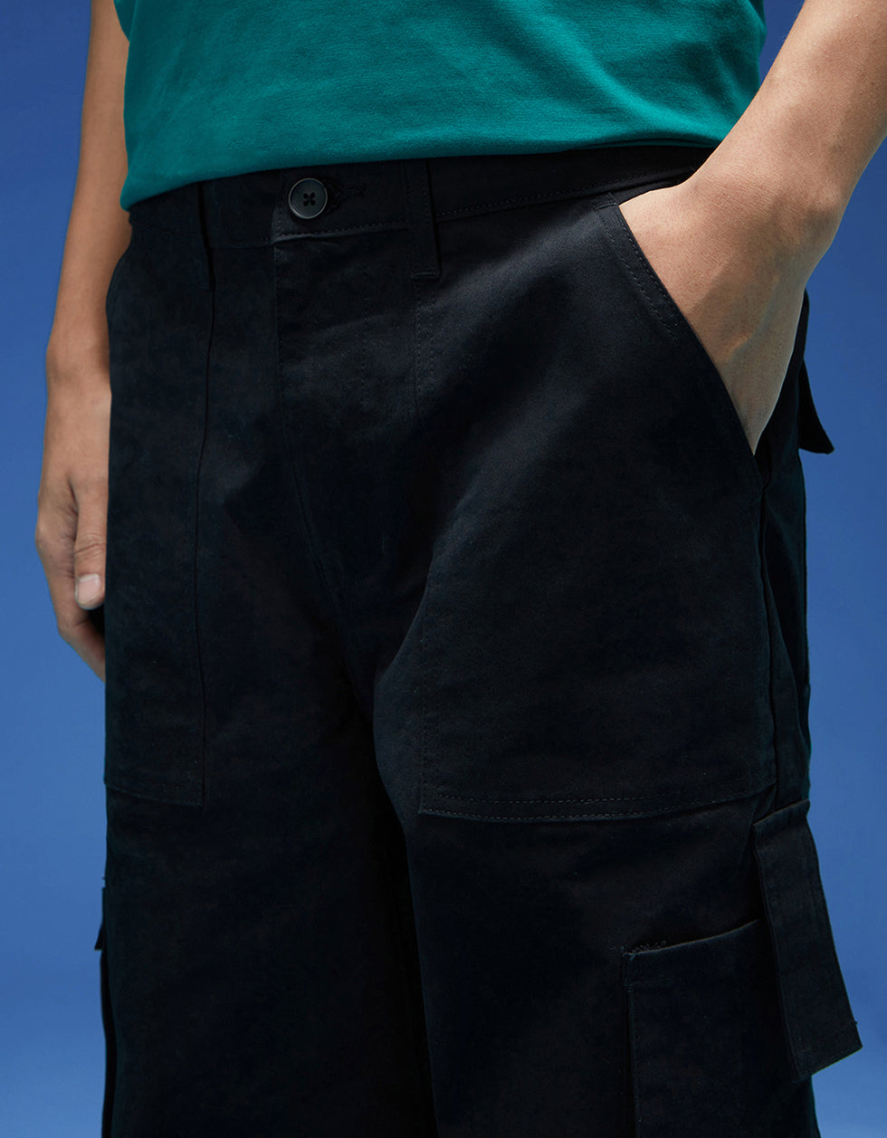 Black Bellow Pocket Woven Exclusive Cargo Pant