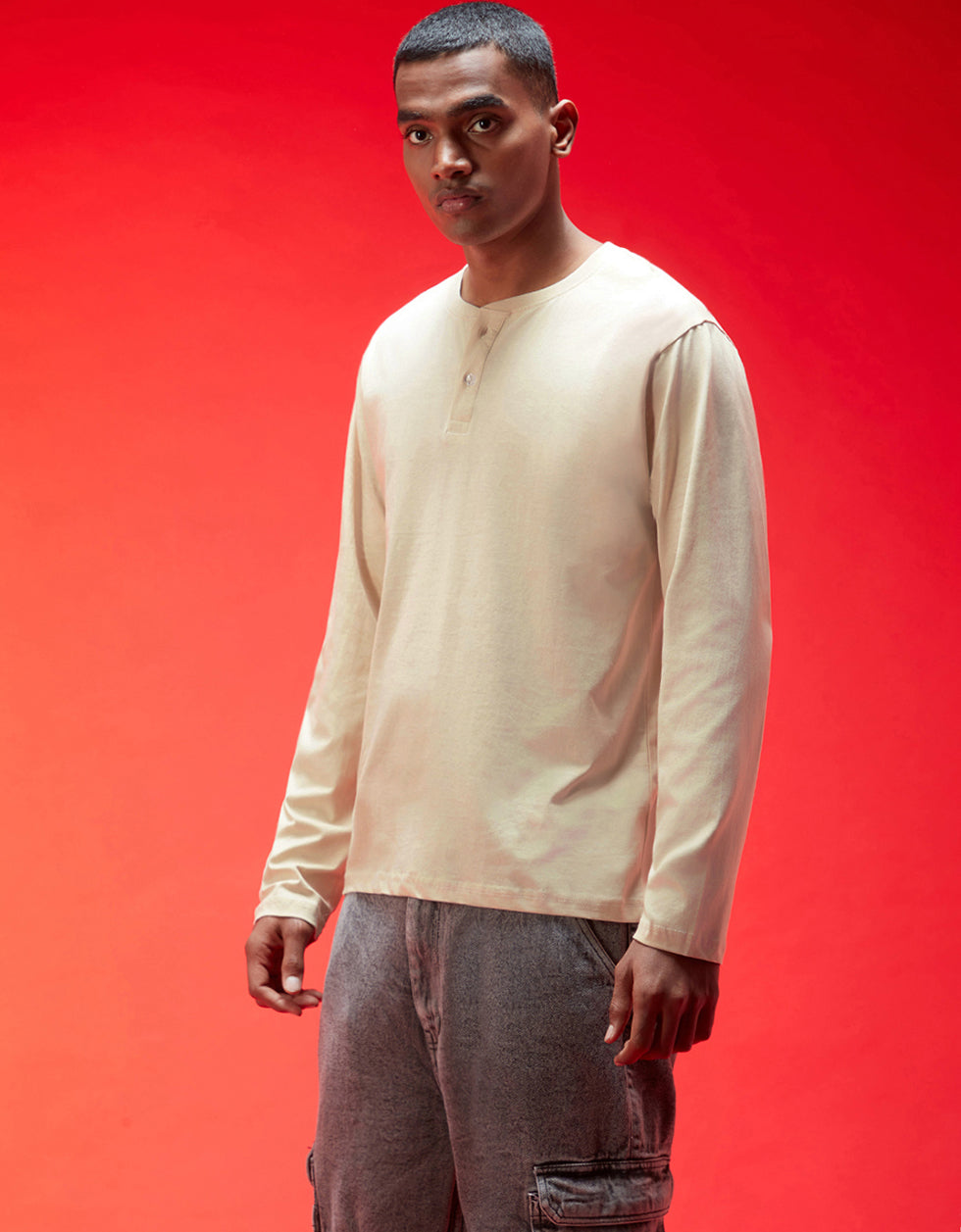 Henley Swan White Solid T-shirt
