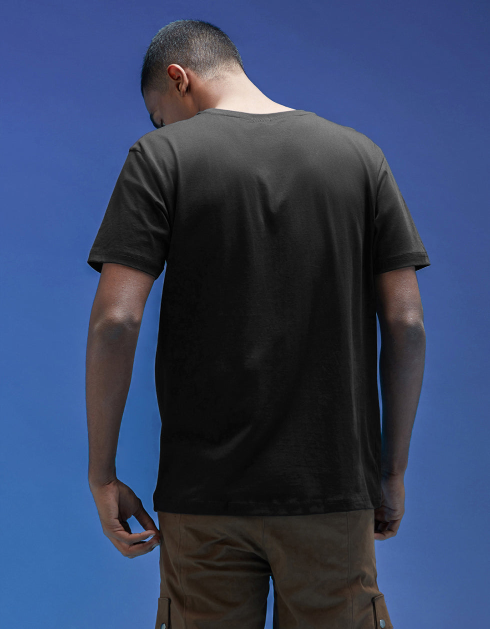 Black Plain Regular Fit T-shirt
