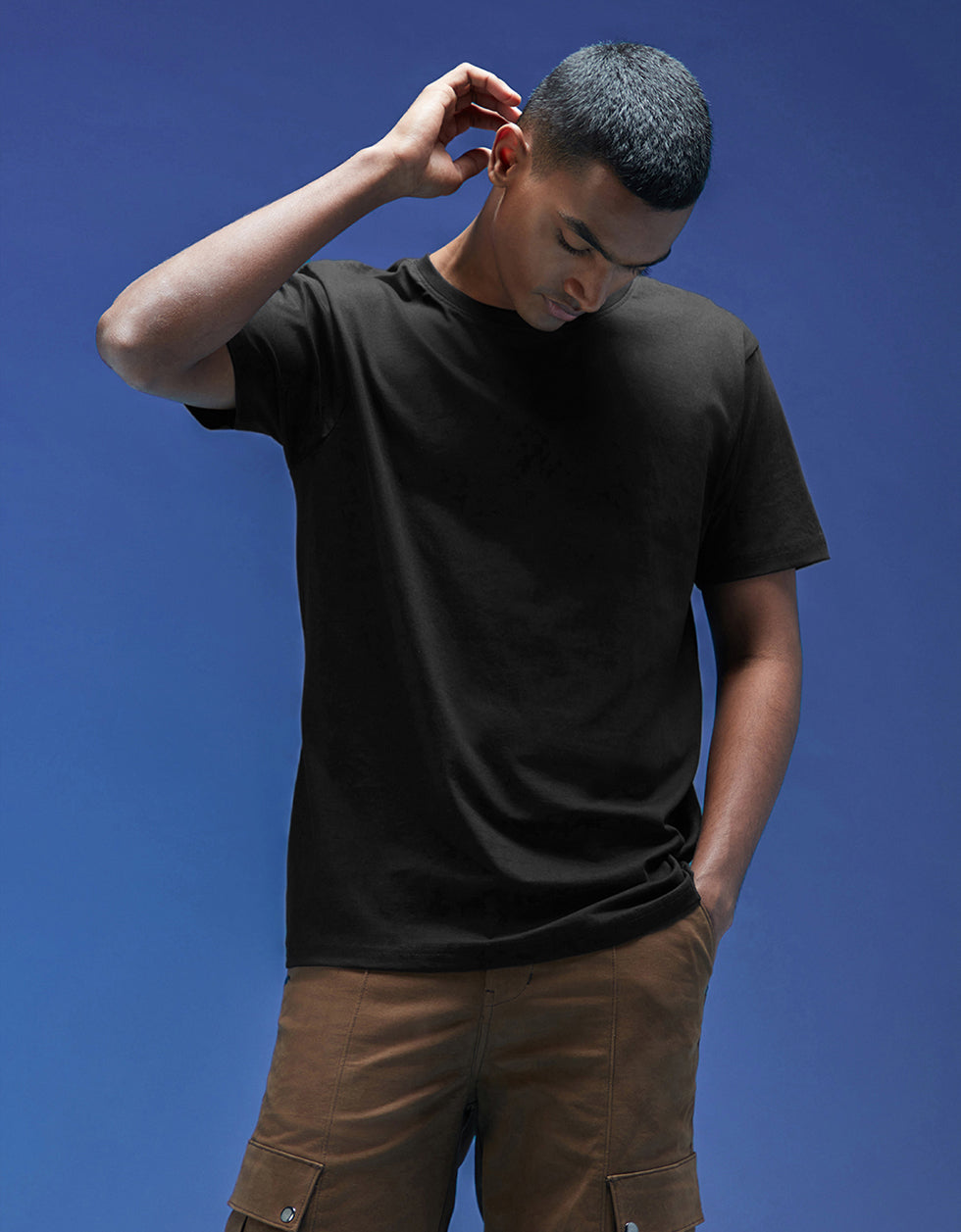 Black Plain Regular Fit T-shirt