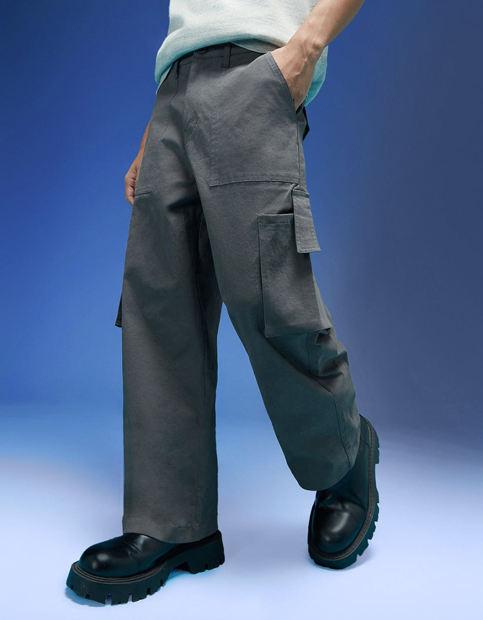 Grey Bellow Pocket Woven Exclusive Cargo Pant