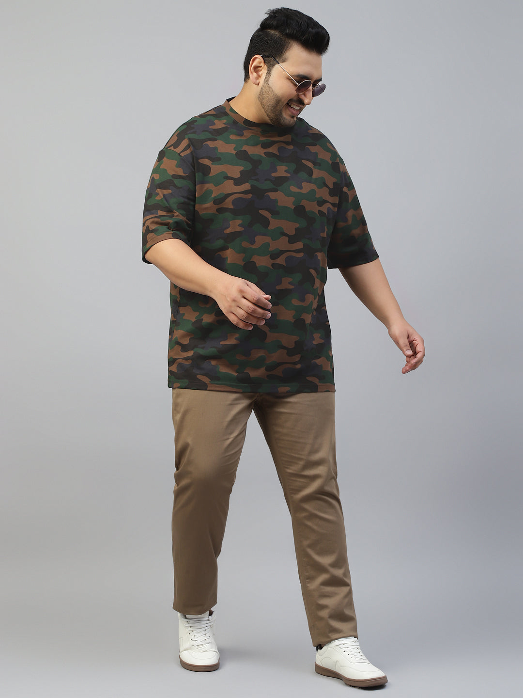 Green Camouflage Front Printed Plus Size T-shirt