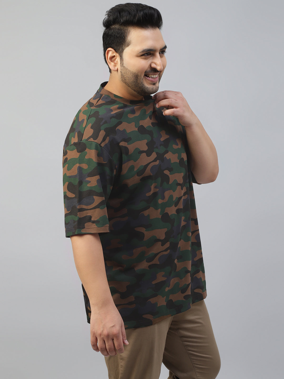Green Camouflage Front Printed Plus Size T-shirt
