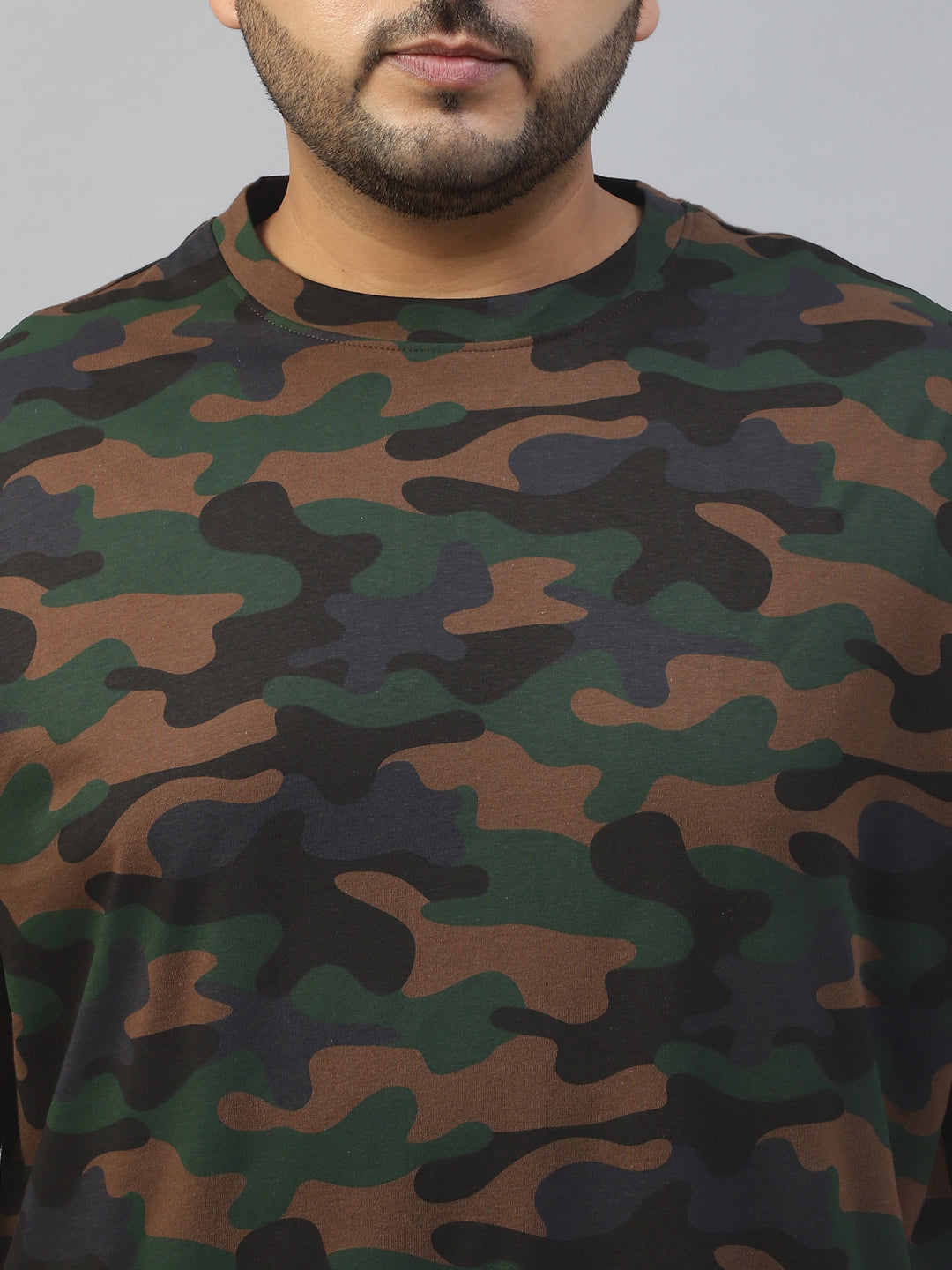 Green Camouflage Front Printed Plus Size T-shirt