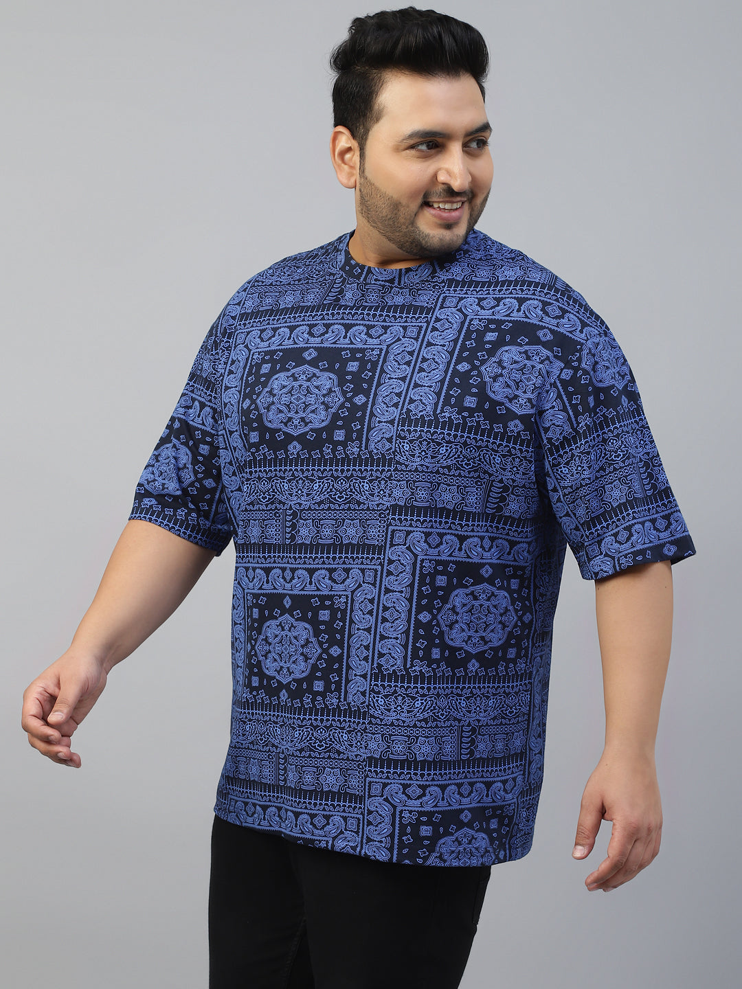 Paisley Navy All Over Printed Plus Size T-shirt