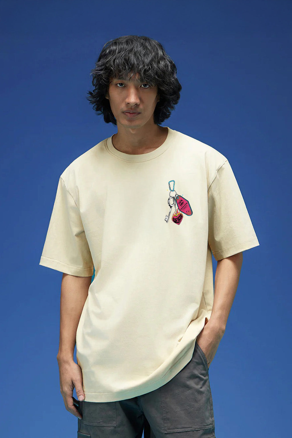 Mars Swanwhite Oversized Puff Printed Exclusive T-shirt