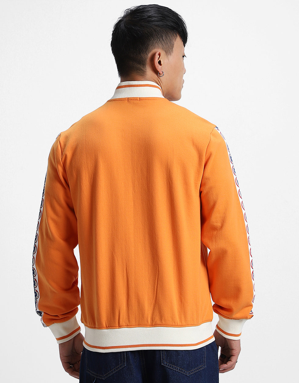 Discover the Latest Collection of Stylish Orange Men's Jackets Veirdo