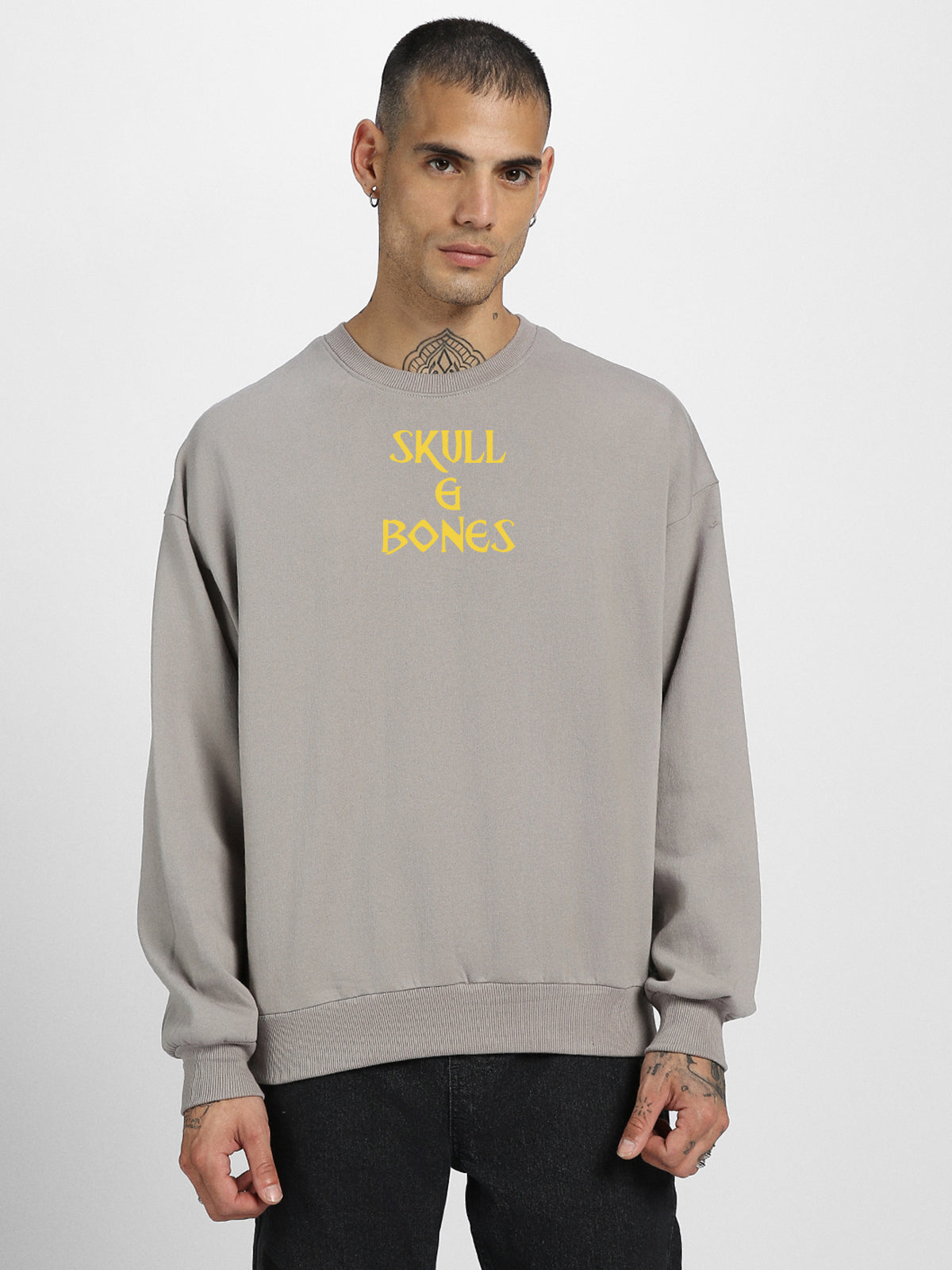 Graphic Grey Vibes: Veirdo Print Fleece Pullover Sweatshirt Veirdo