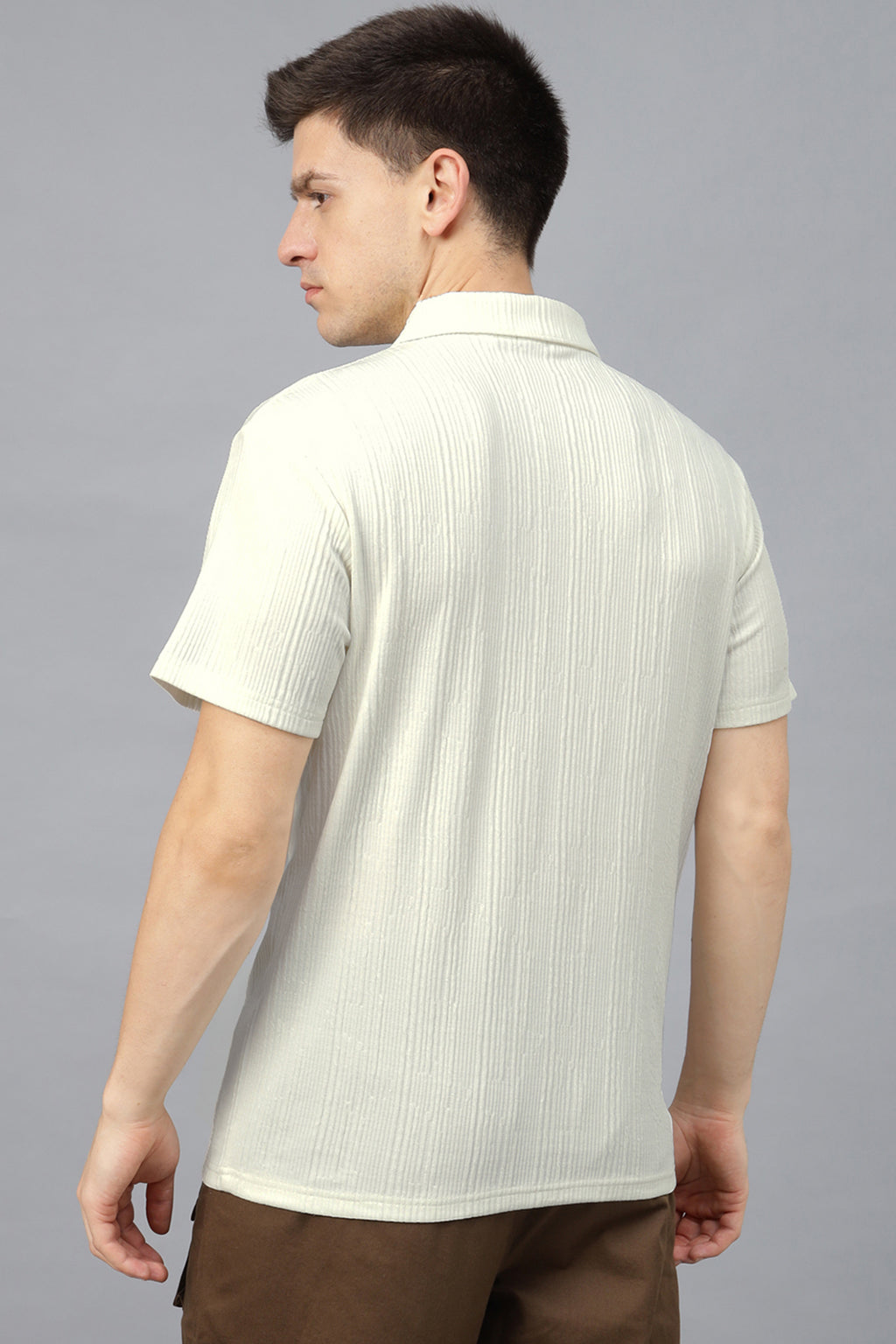 White Textured Plain Regular Fit Zipper Polo Exclusive T-shirt