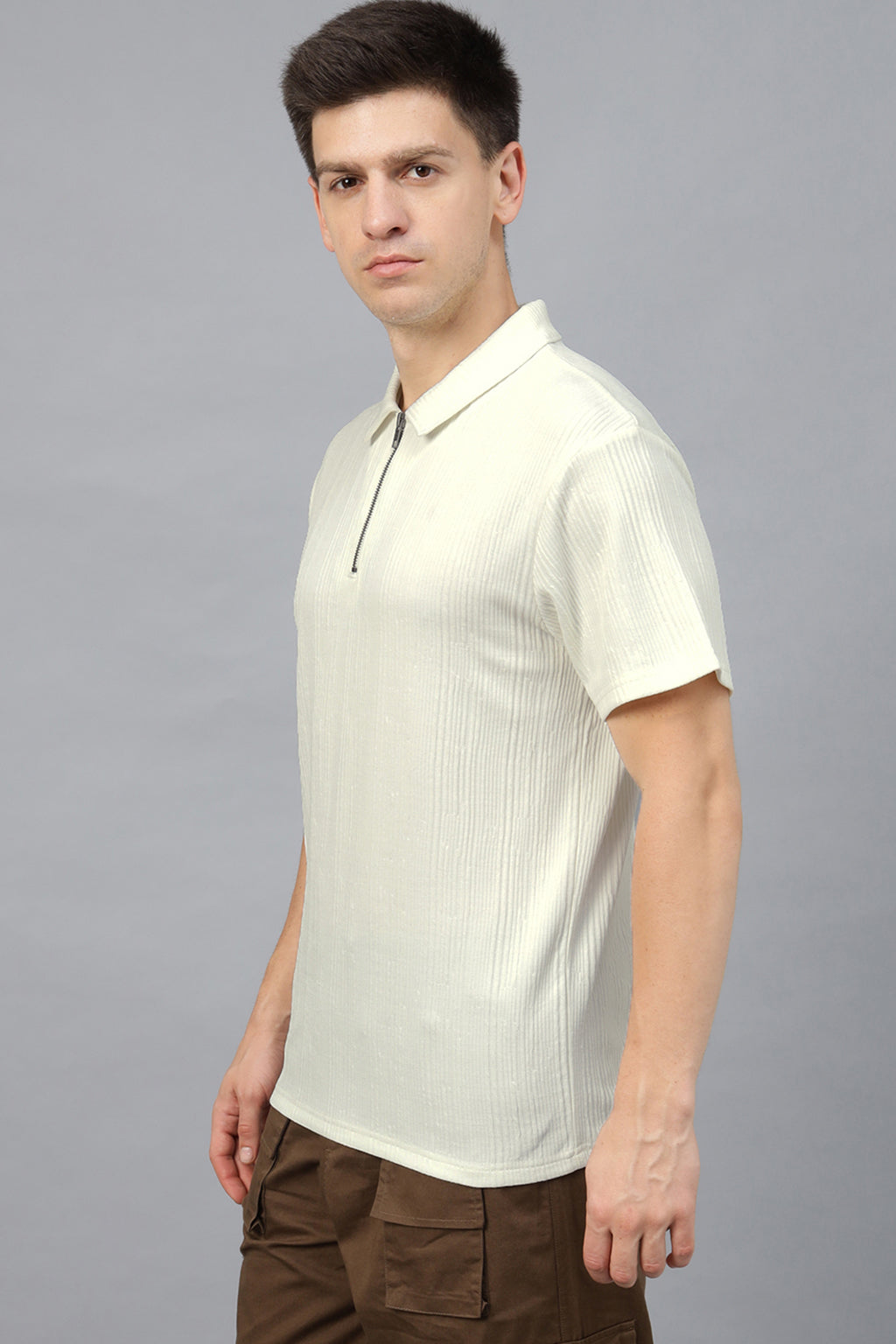 White Textured Plain Regular Fit Zipper Polo Exclusive T-shirt