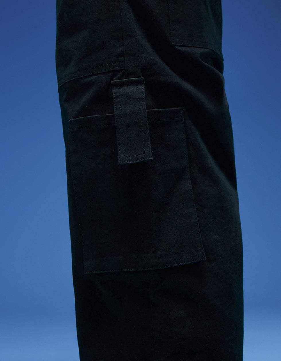 Black Bellow Pocket Woven Exclusive Cargo Pant