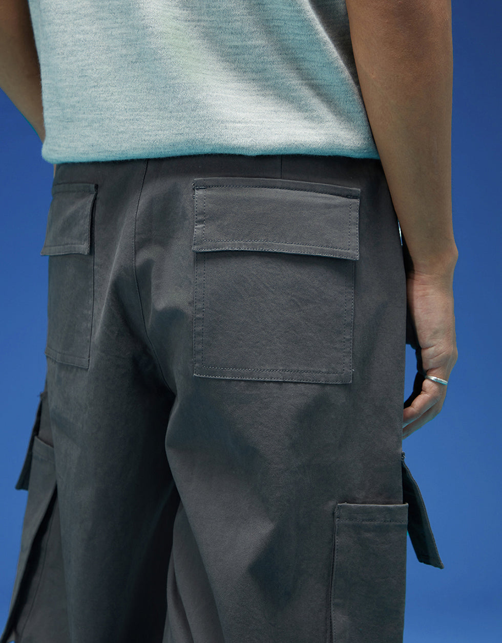 Grey Bellow Pocket Woven Cargo Pant