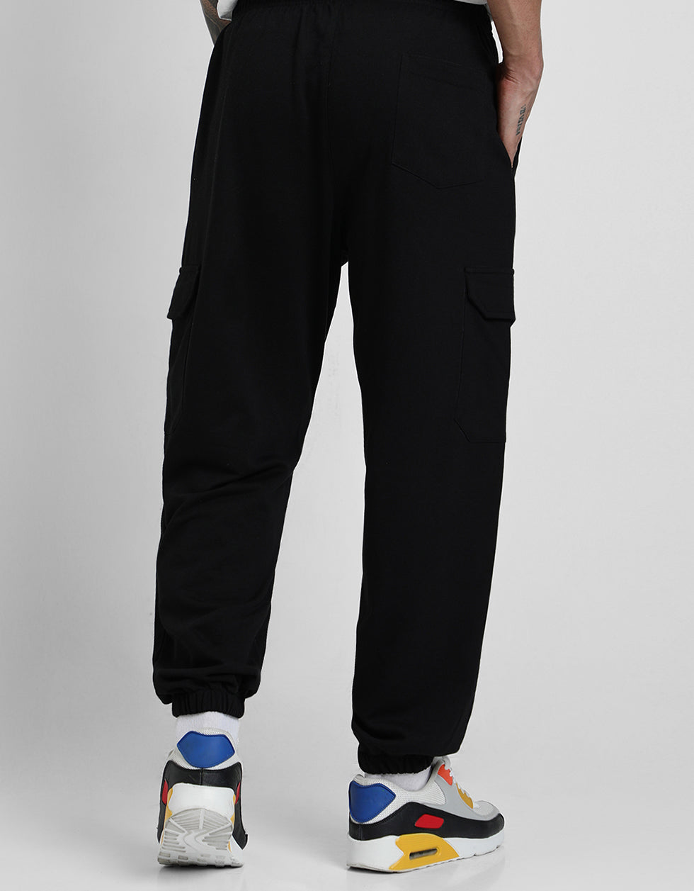 Black Solid Baggy Fit Cargo Pants