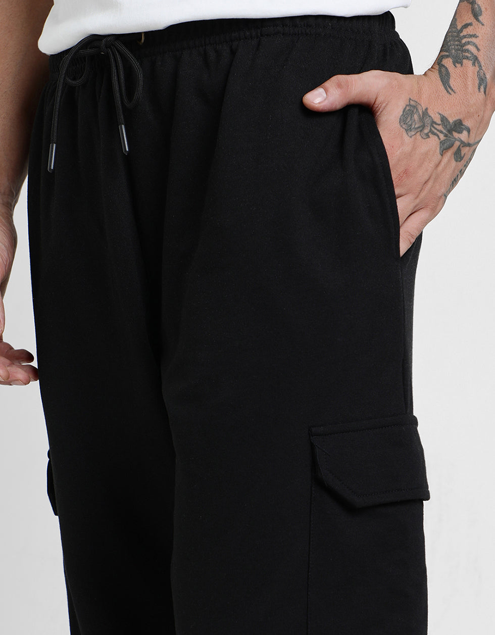 Black Solid Baggy Fit Cargo Pants