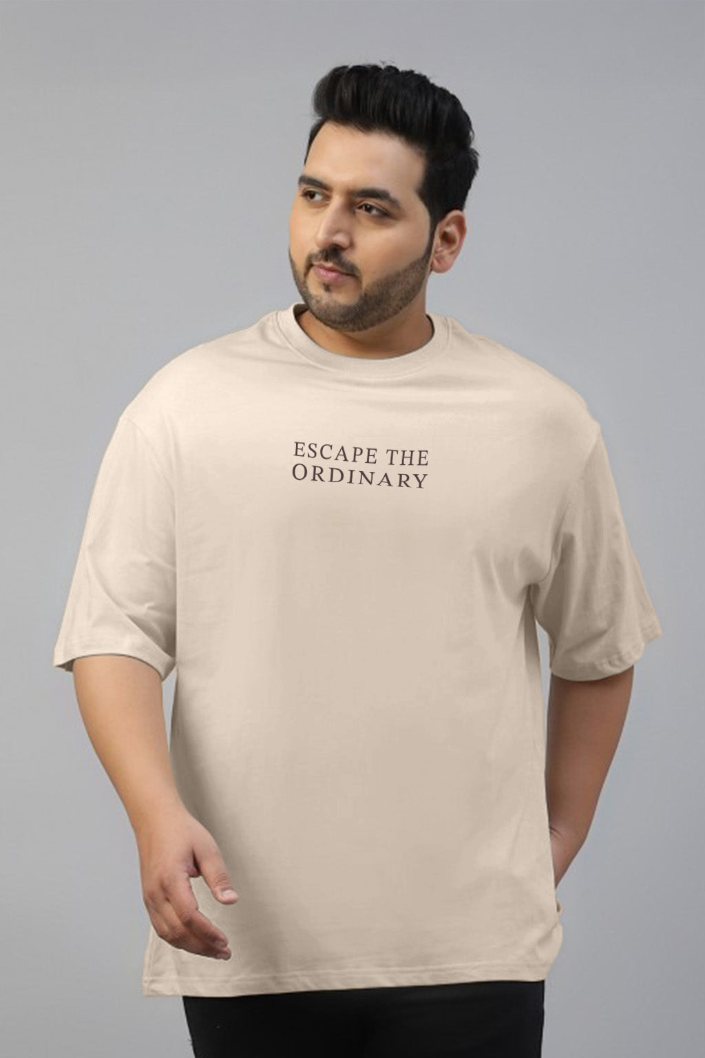 Traveler Swanwhite Graphic Printed Plus Size T-shirt