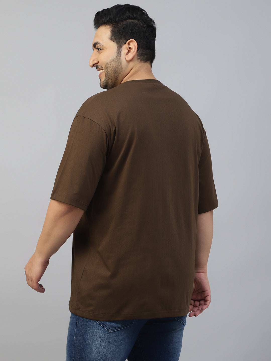 Go Veirdo Brown Oversized Plus Size Graphic Printed Tshirt