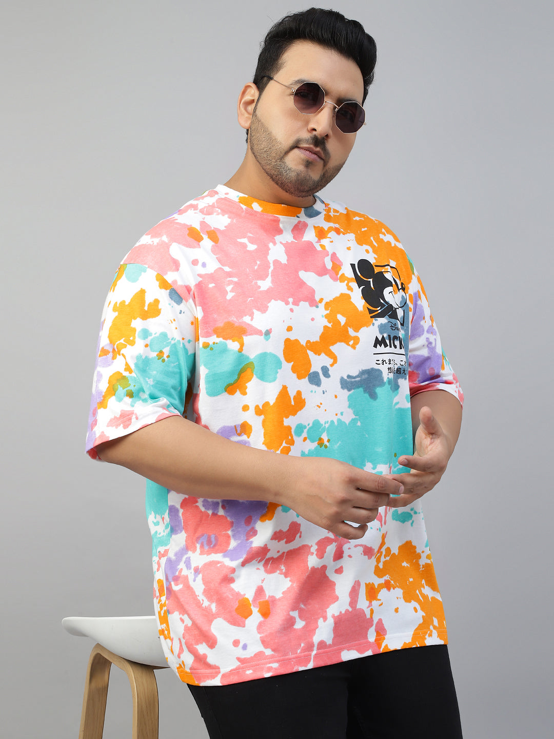 Mickey Loves Music White Plus Size Oversized Tie-Die Printed Tshirt