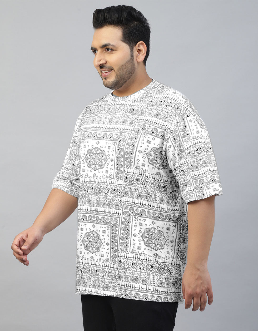 Paisley White Oversized Plus Size All Over Printed Tshirt