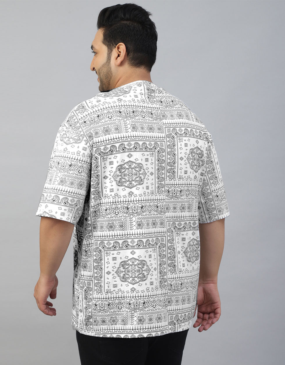 Paisley White Oversized Plus Size All Over Printed Tshirt