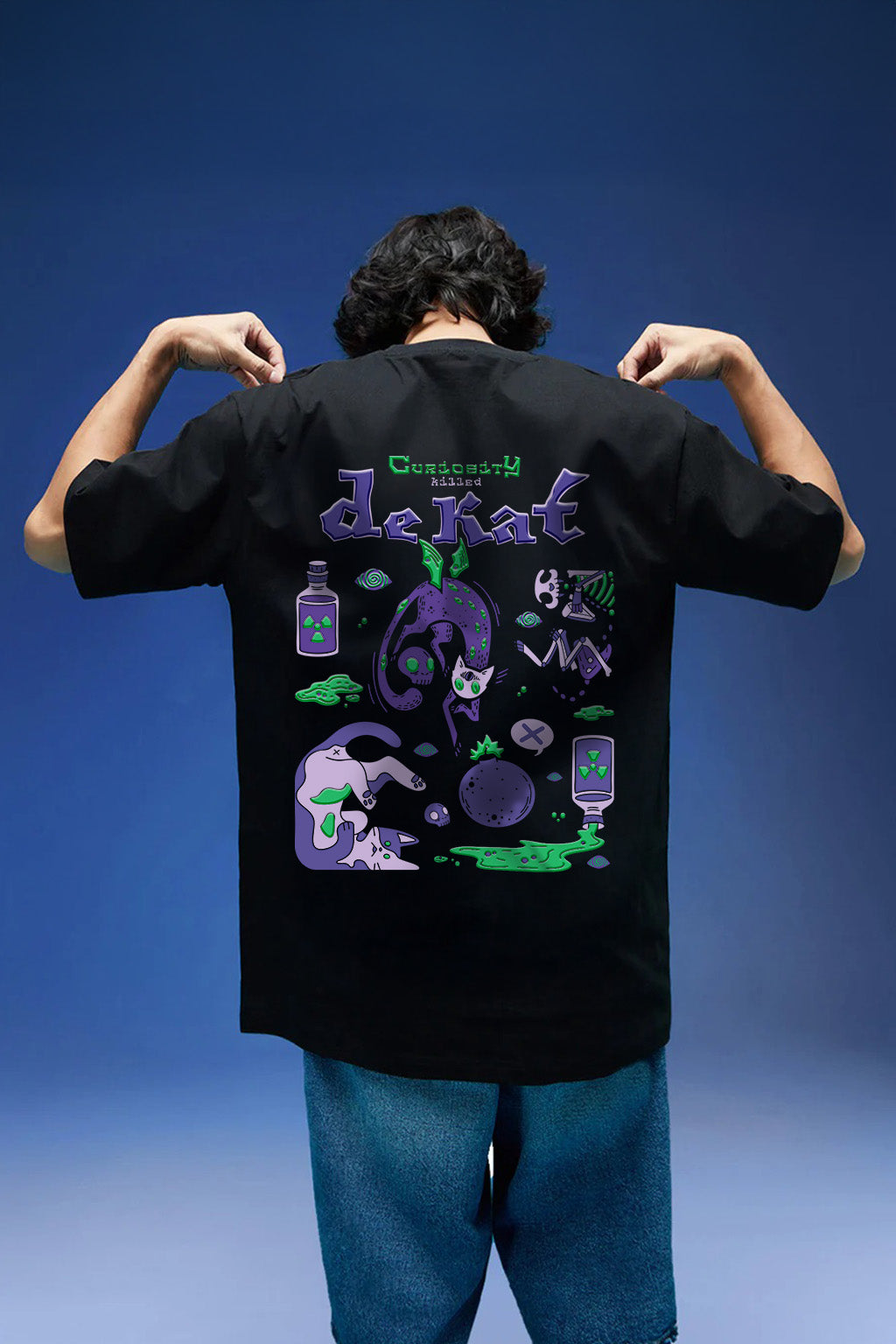 Curiosity Black Oversized Puff Printed Exclusive T-shirt
