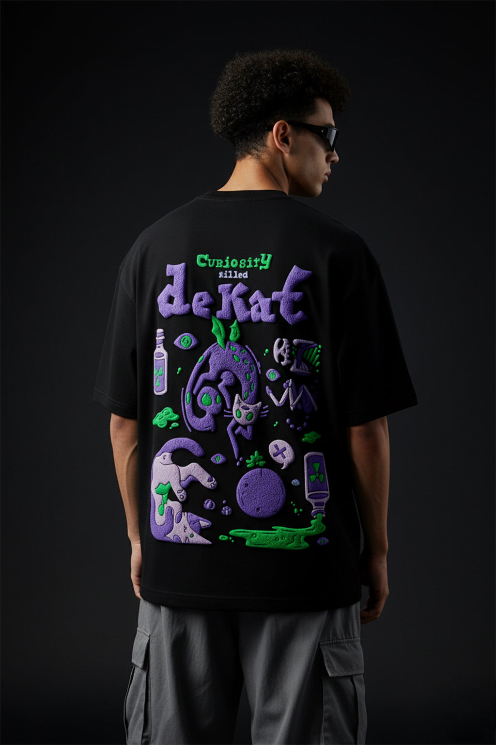 Curiosity Black Oversized Puff Printed Exclusive T-shirt