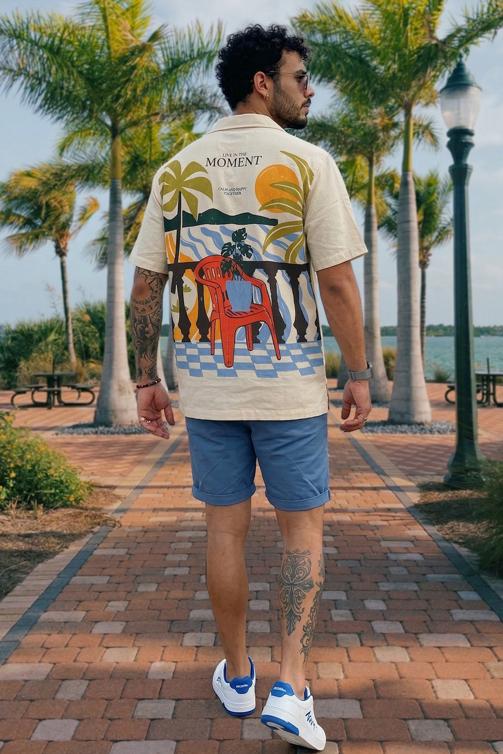 Live In Moment Swanwhite Oversized Printed Exclusive Shirt