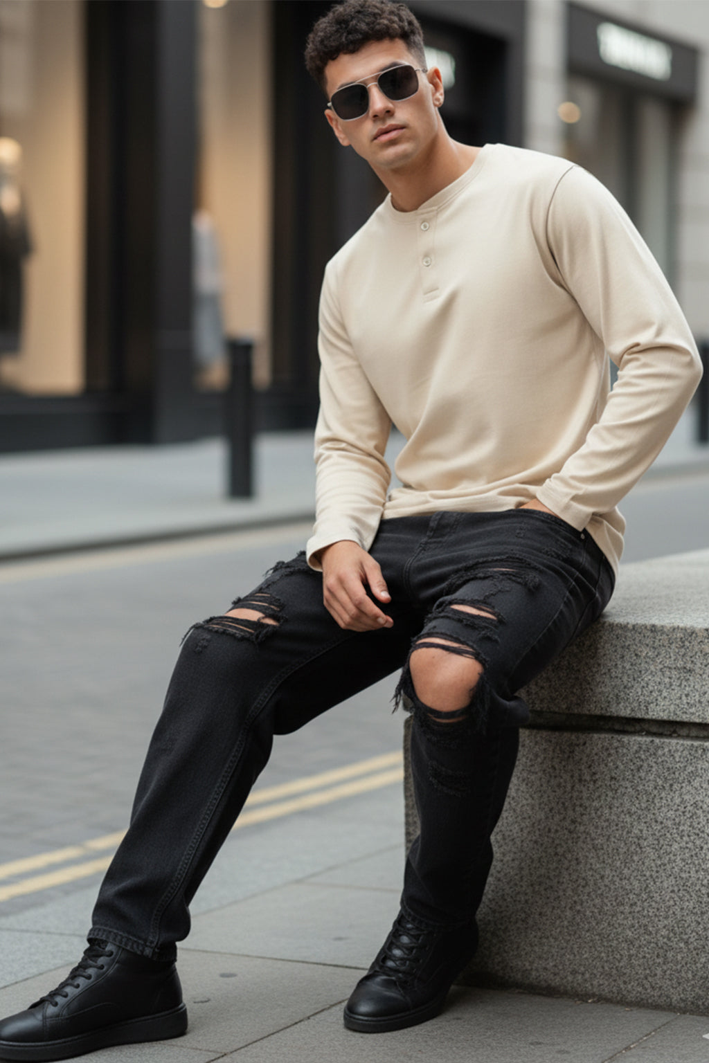 Henley Swan White Solid T-shirt