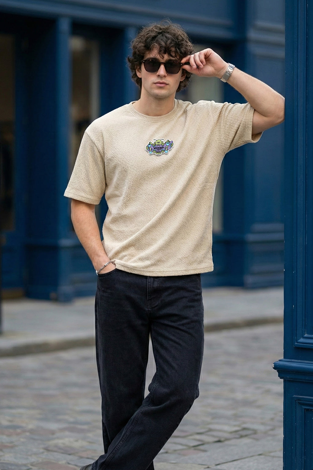 Wicked Trip Swanwhite Oversized Textured Exclusive T-shirt