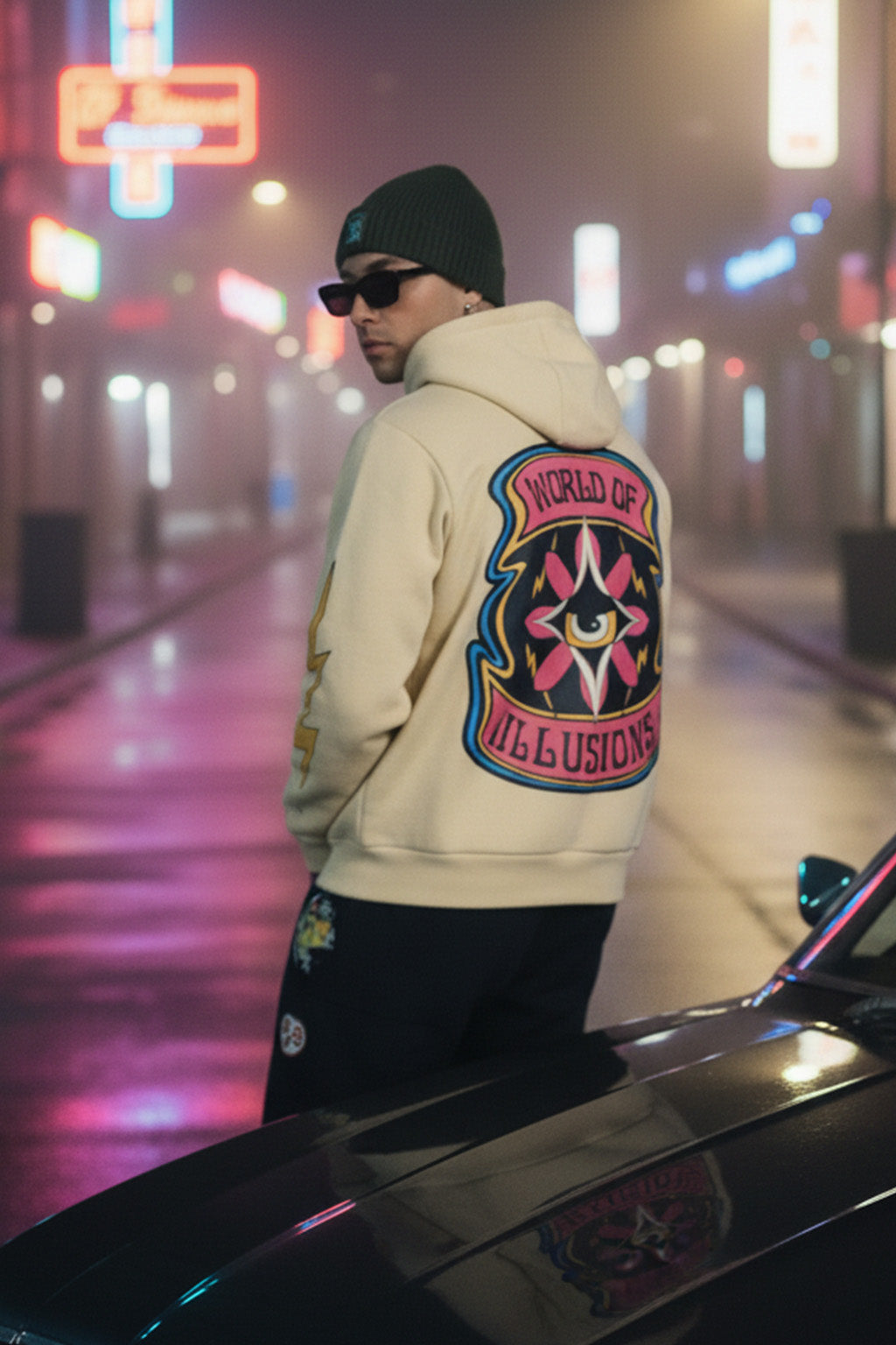 Beige Fantasy: Stylish Men's Illusions Regular Fit Hoodie