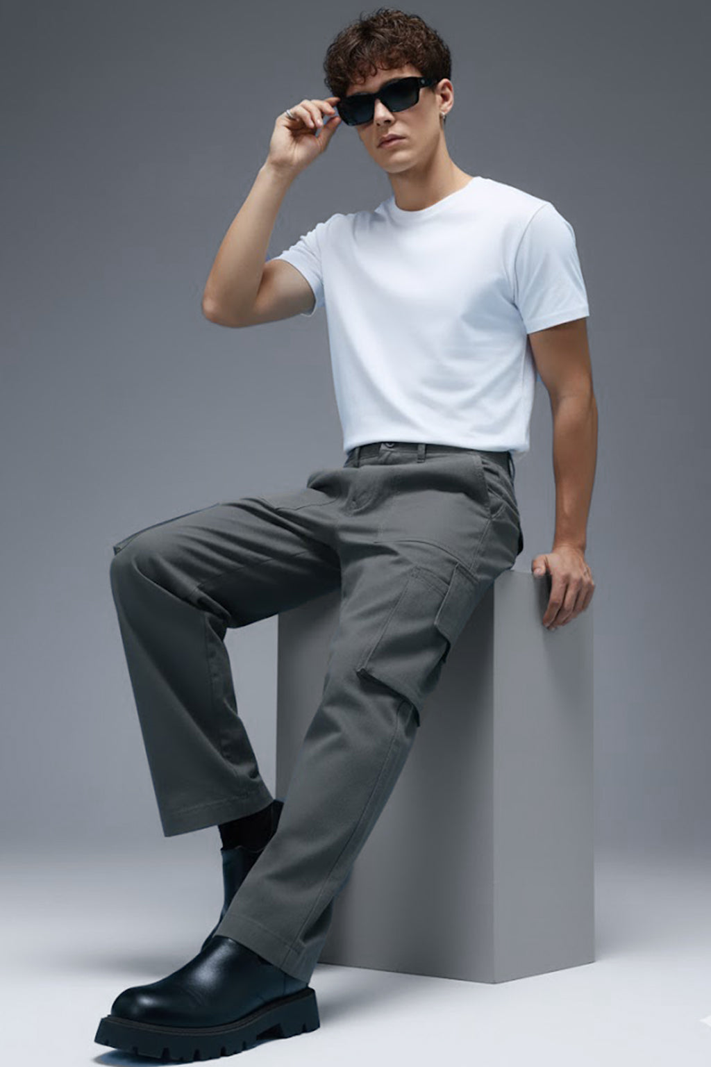 Grey Bellow Pocket Woven Exclusive Cargo Pant