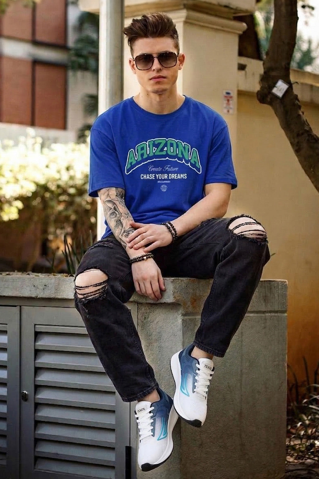 Arizona Royal blue Regular Fit Printed T-shirt