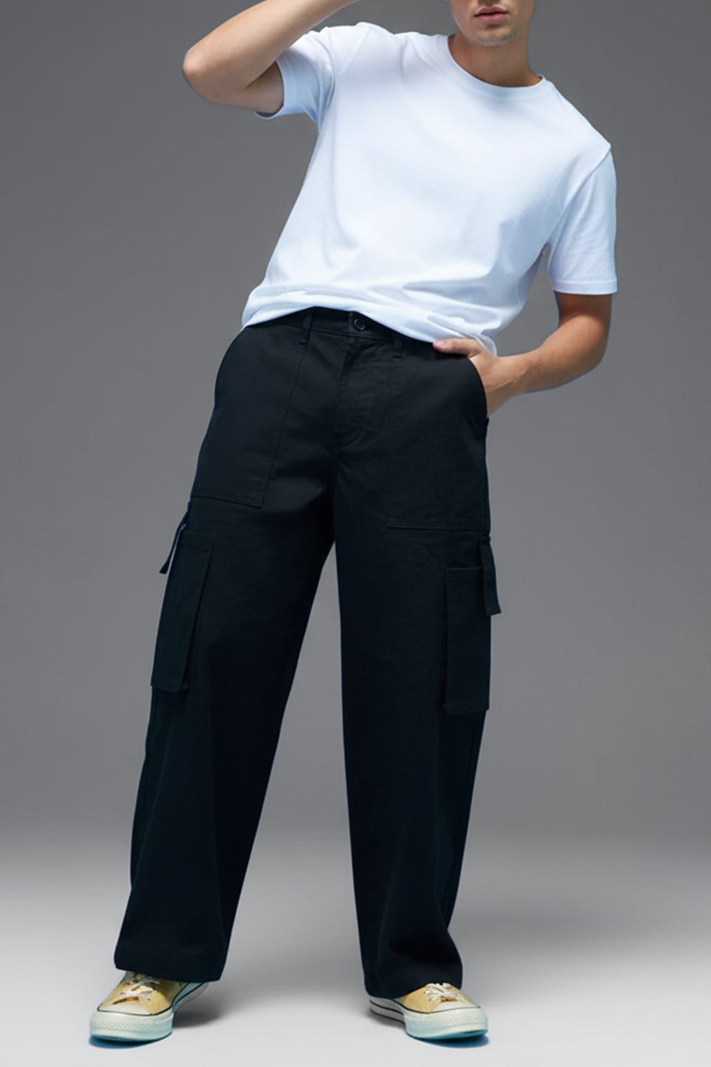 Black Bellow Pocket Woven Exclusive Cargo Pant