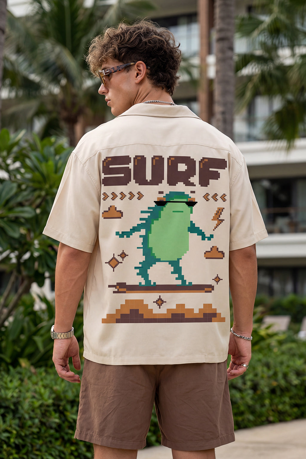 Surf Swanwhite Oversized Printed Exclusive Shirt