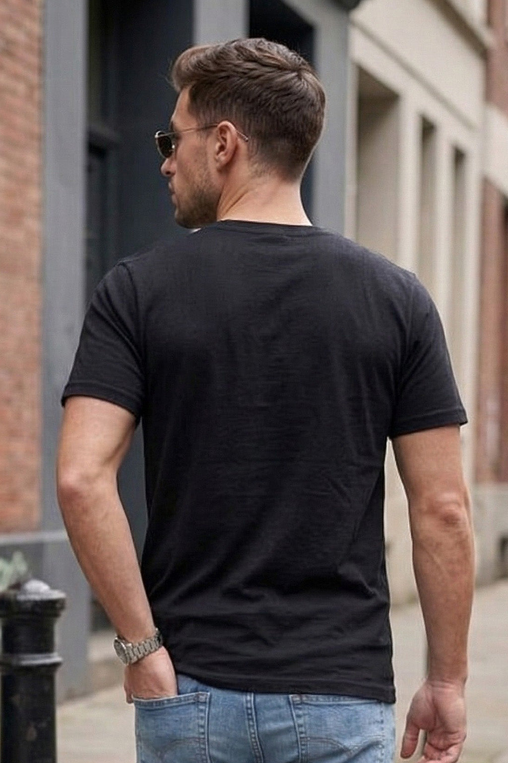 Veirdo Authentic Black Regular Fit Printed T-shirt