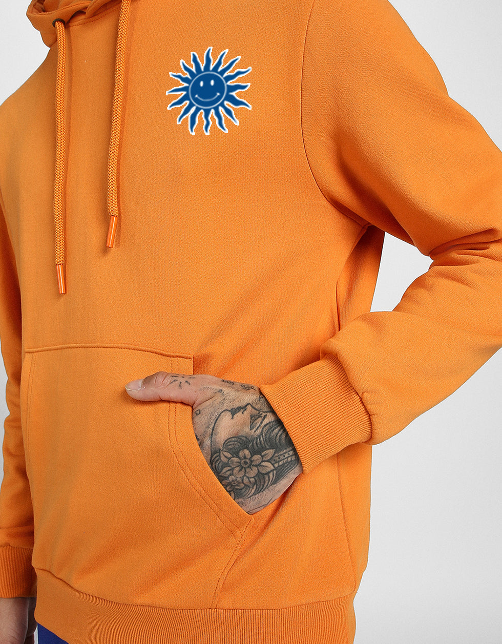 Brandy Bliss: Chic Orange Sun Men's Pullover Veirdo