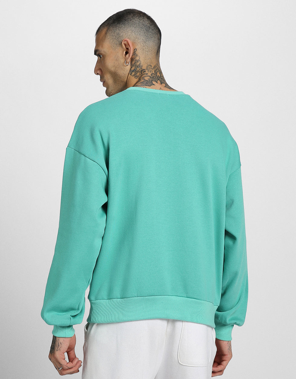 Green Solid Full Sleeve Sweatshirt Veirdo