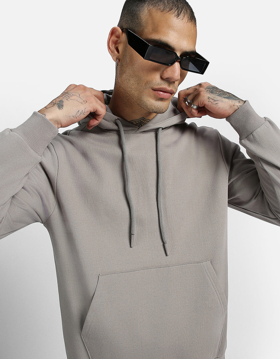 Grey Elegance: Solid Men's Fleece Hooded Hoodie Veirdo