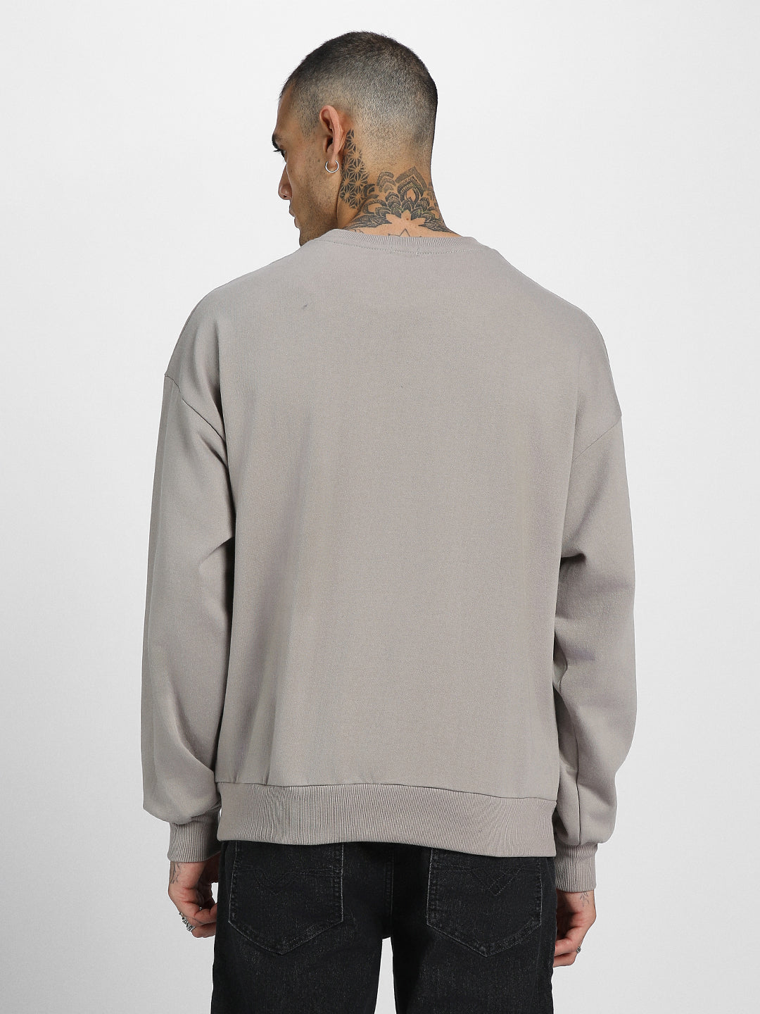 Modern Minimalism: Grey Solid Oversized Fit Fashion Sweatshirt Veirdo