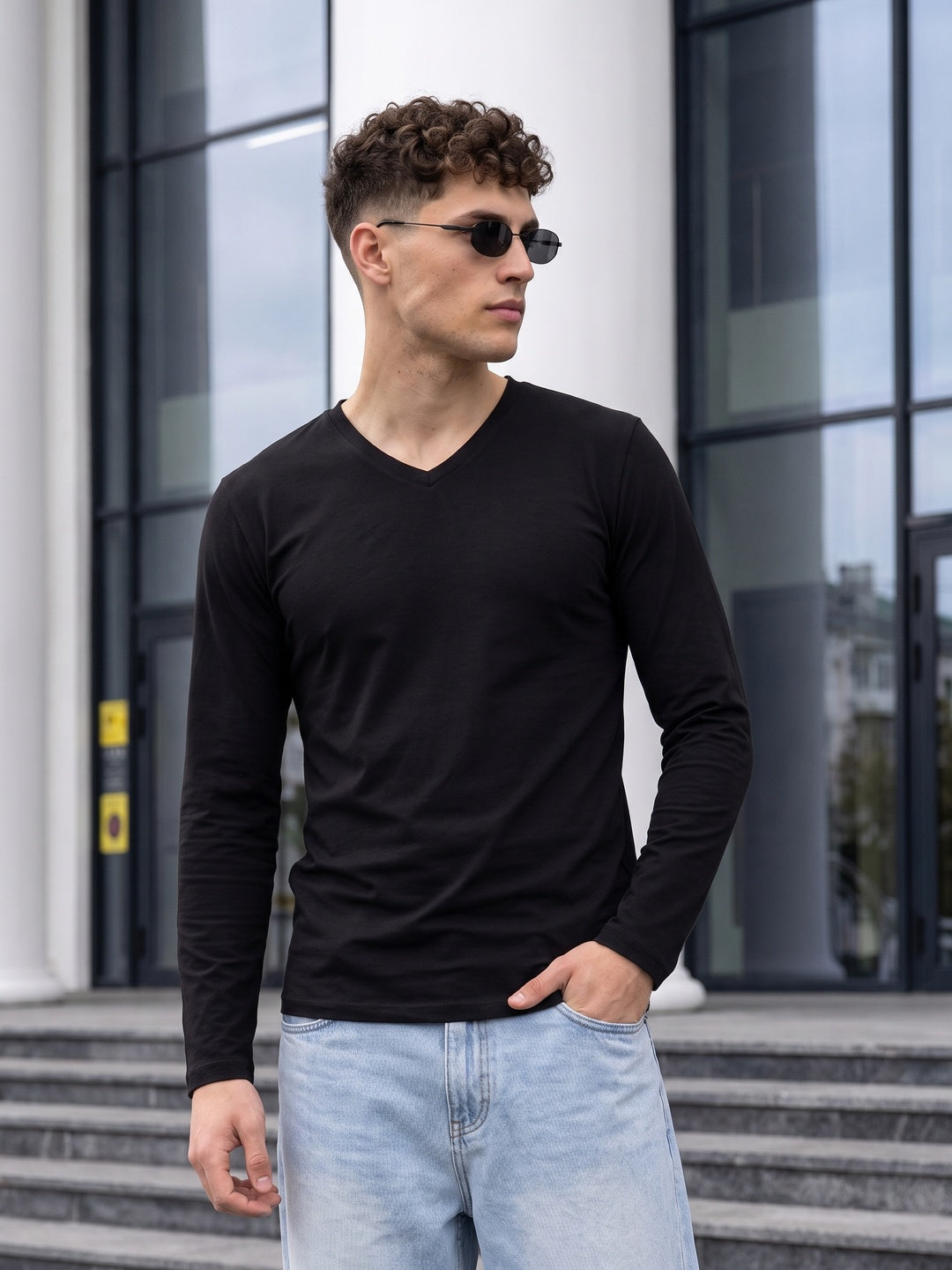 Black Plain Full Sleeves V-Neck Regular Fit T-shirt