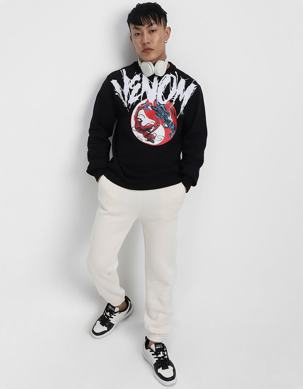 Venom Elegance: Make a Statement in Men's Fleece Print Sweatshirt Veirdo
